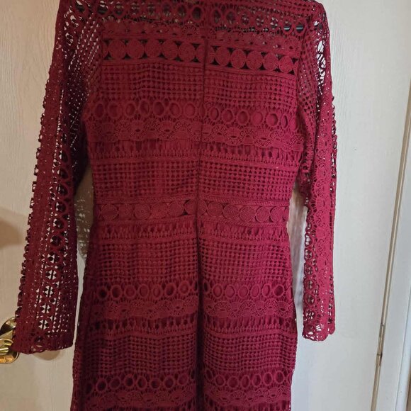 Two sisters Women's dress - Picture 3 of 16